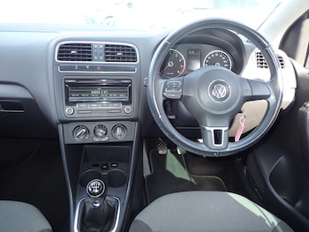 Used Volkswagen Polo 2014 for sale - 79277193: Photo