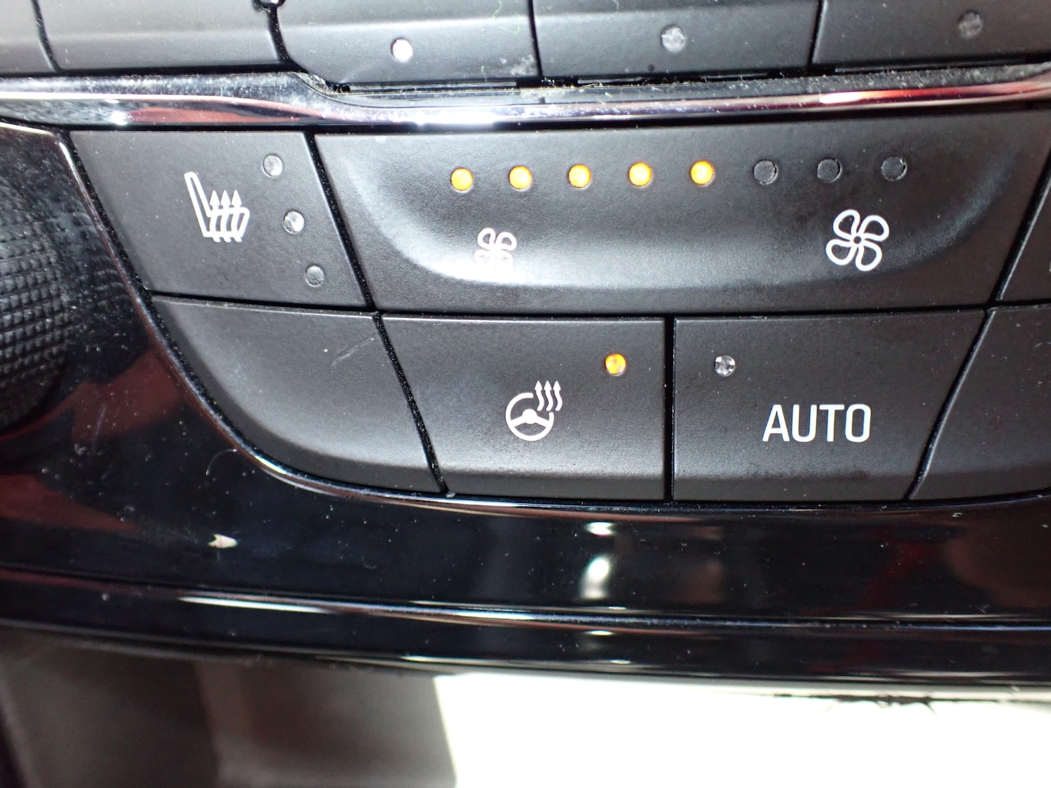 Used Vauxhall Astra 2018 for sale - 77665942: Photo 17