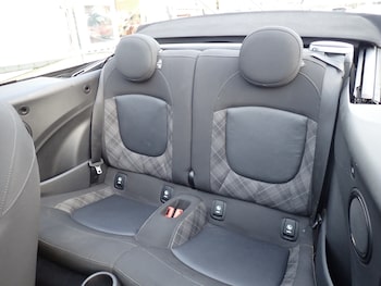 Used MINI Convertible 2018 for sale - 78383098: Photo