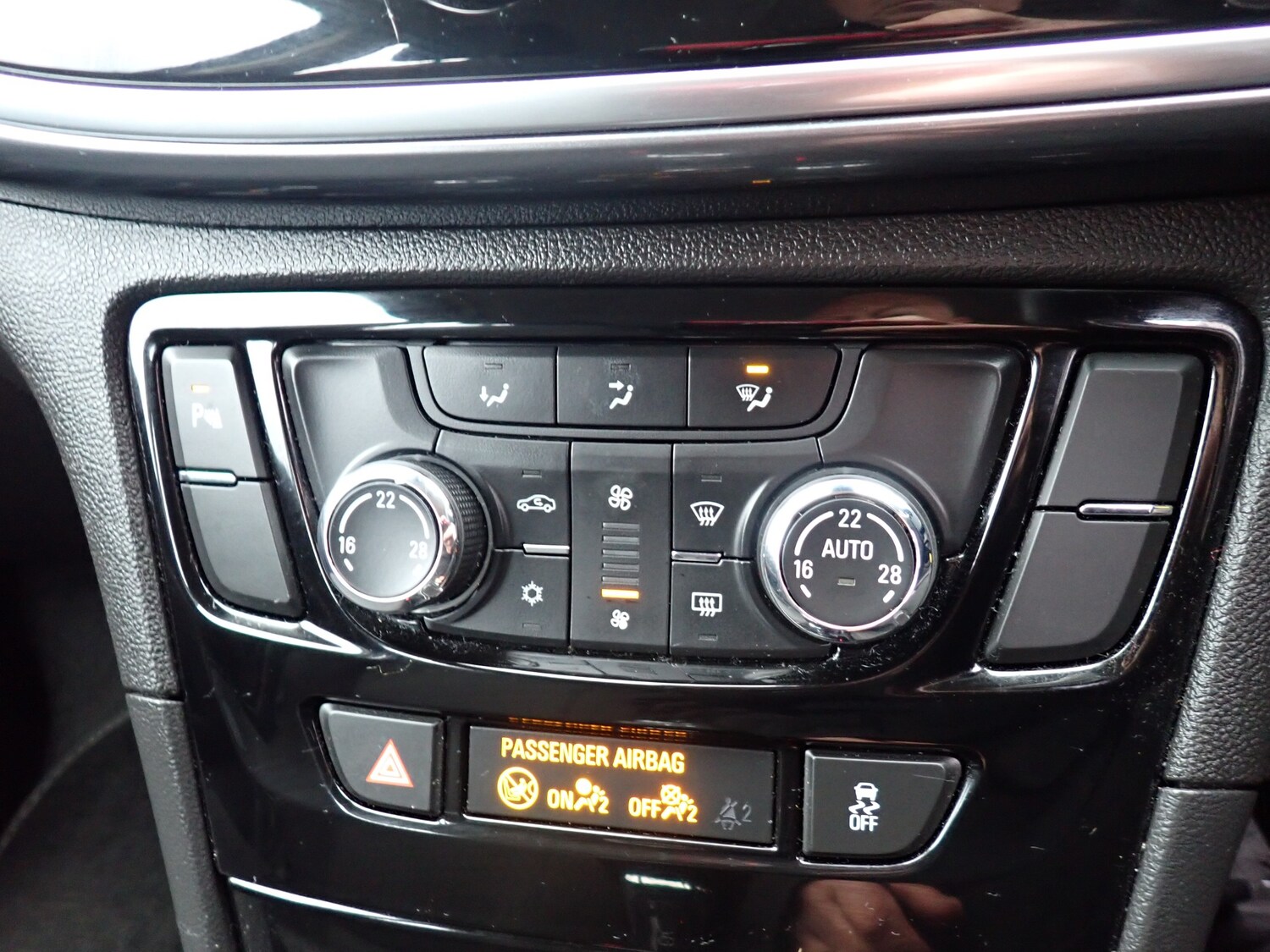 Used Vauxhall Mokka X 2016 for sale - 77200819: Photo 18