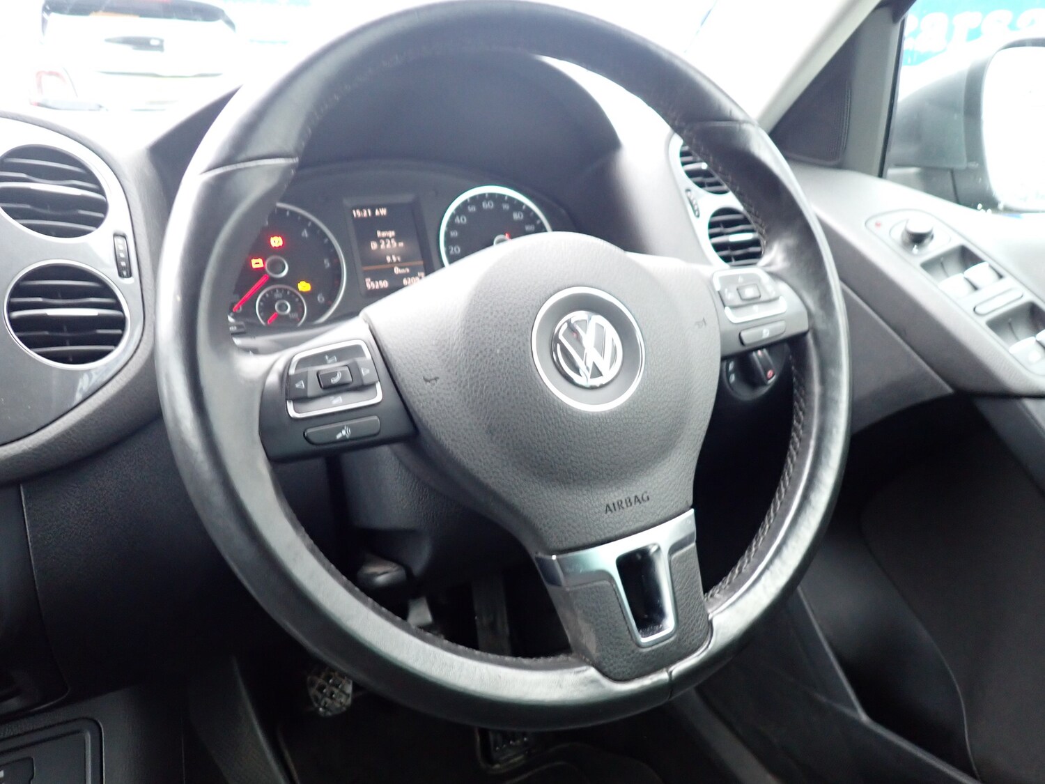 Used Volkswagen Tiguan 2016 for sale - 76545984: Photo 11