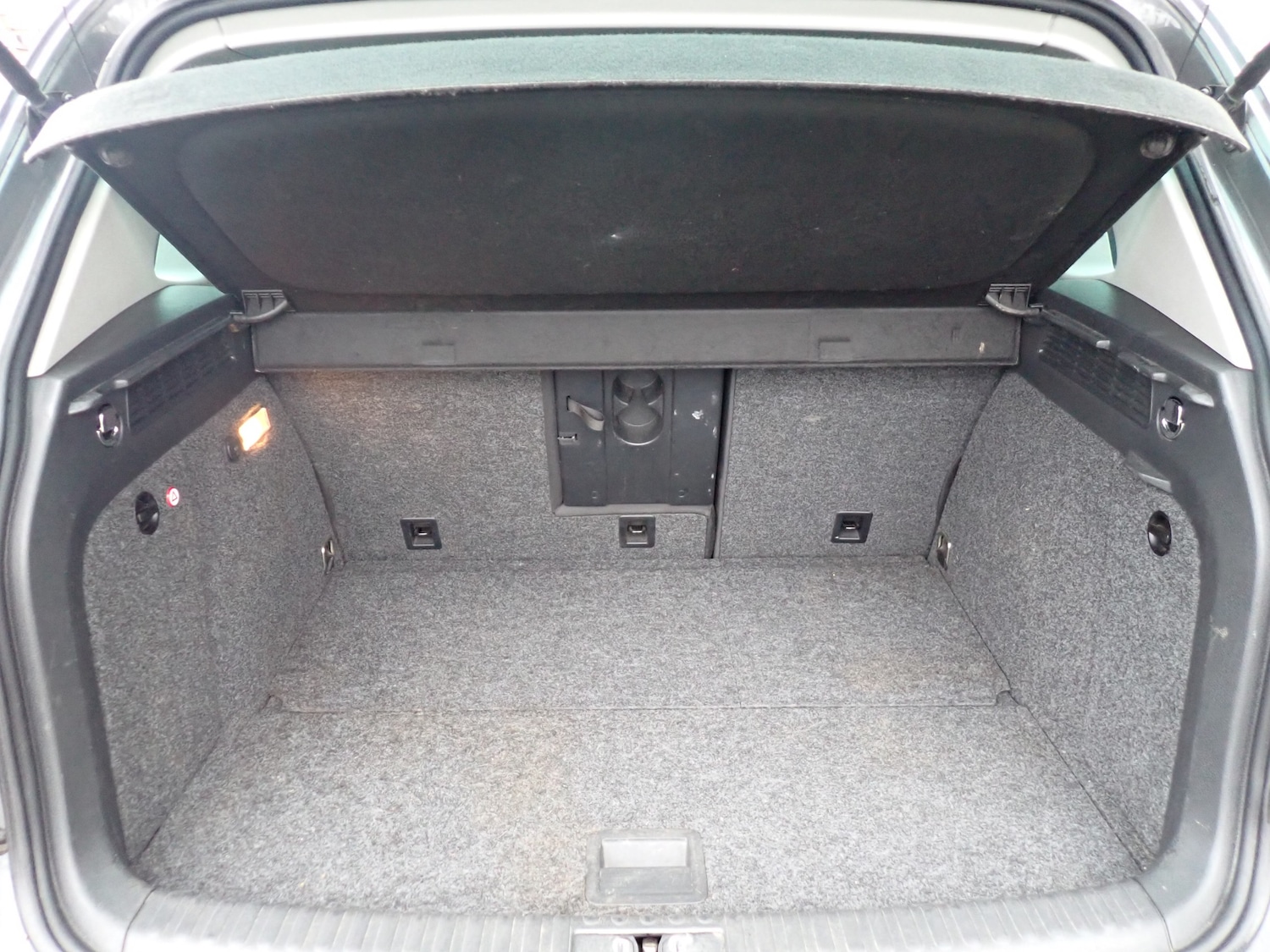 Used Volkswagen Tiguan 2016 for sale - 76545984: Photo 28