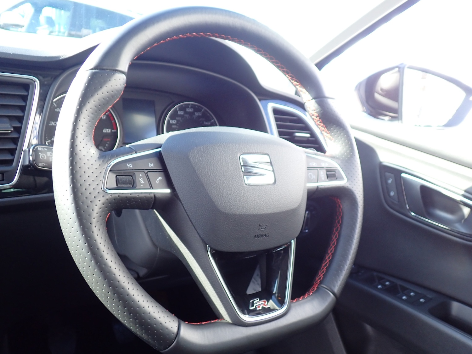 Used SEAT Leon 2017 for sale - 75995589: Photo 11