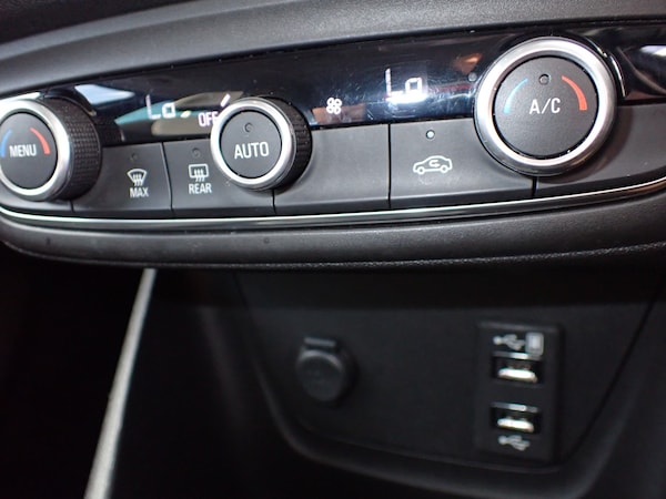 Used Vauxhall Crossland X 2018 for sale - 76120188: Photo 15