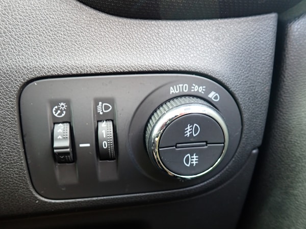 Used Vauxhall Crossland X 2018 for sale - 76120188: Photo 17
