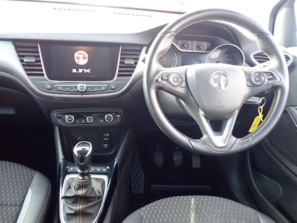Used Vauxhall Crossland X 2018 for sale - 76120188: Photo 2