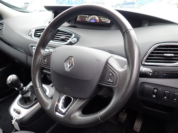 Used Renault Grand Scenic 2013 for sale - 76224956: Photo 12