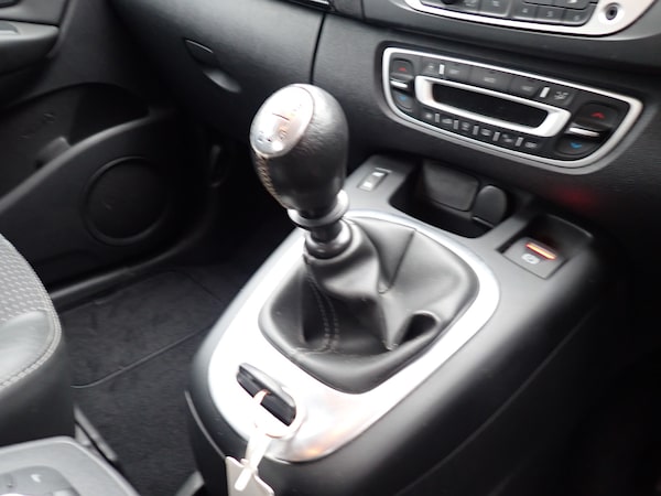 Used Renault Grand Scenic 2013 for sale - 76224956: Photo 13