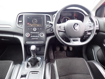 Used Renault Megane 2017 for sale - 79234241: Photo