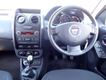 Used Dacia Duster 2017 for sale - 75069359: Photo