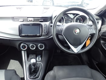 Used Alfa Romeo Giulietta 2014 for sale - 78615795: Photo