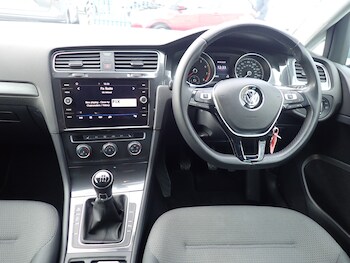 Used Volkswagen Golf 2020 for sale - 76453667: Photo