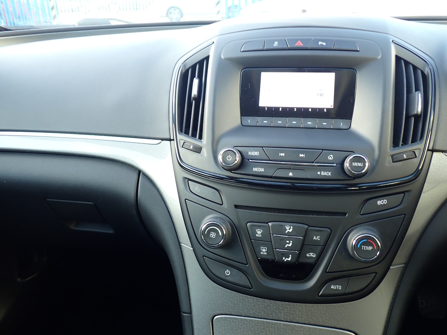 Used Vauxhall Insignia 2017 for sale - 76919105: Photo 17