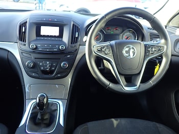 Used Vauxhall Insignia 2017 for sale - 76919105: Photo