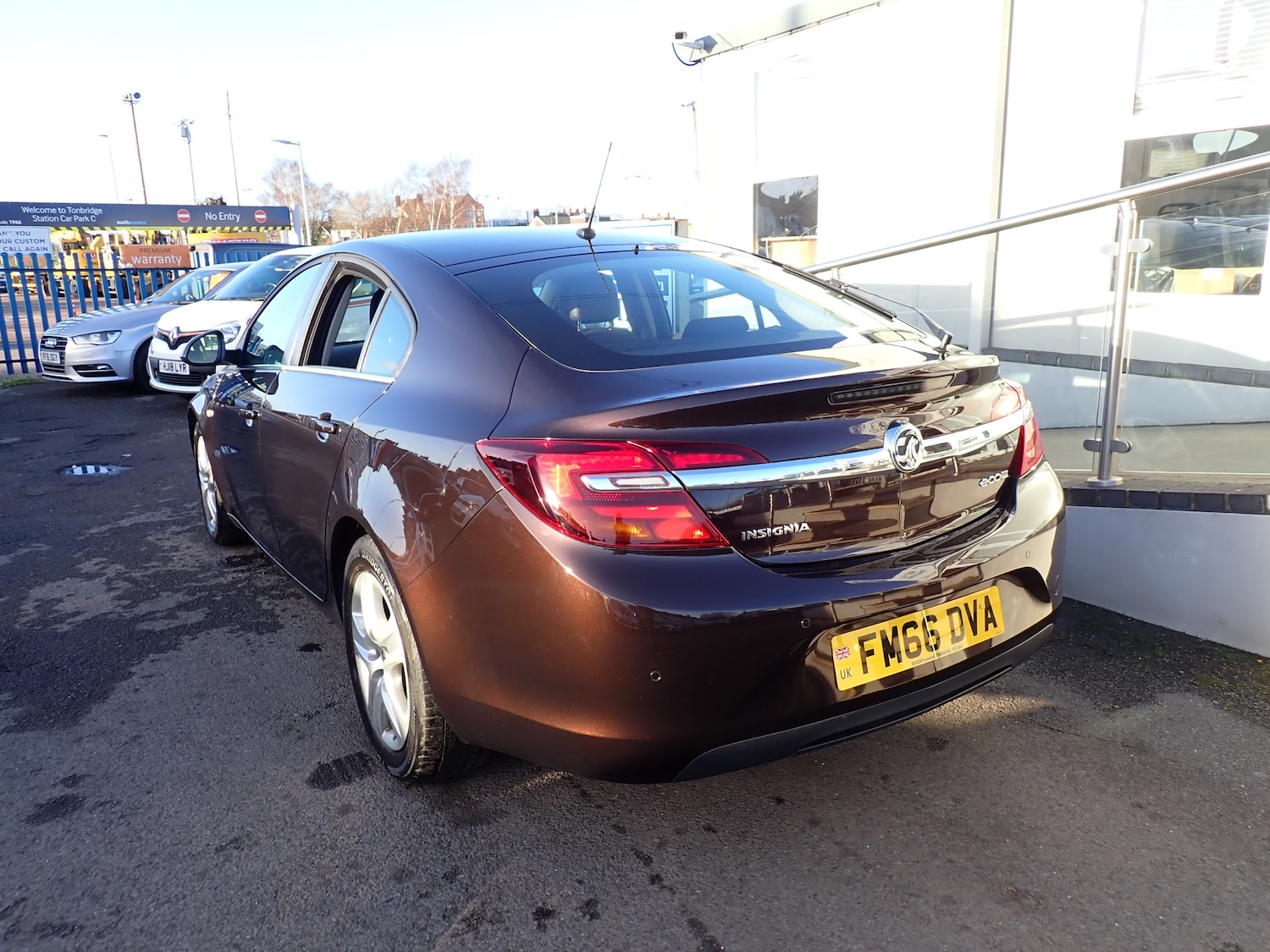 Used Vauxhall Insignia 2017 for sale - 76919105: Photo 6