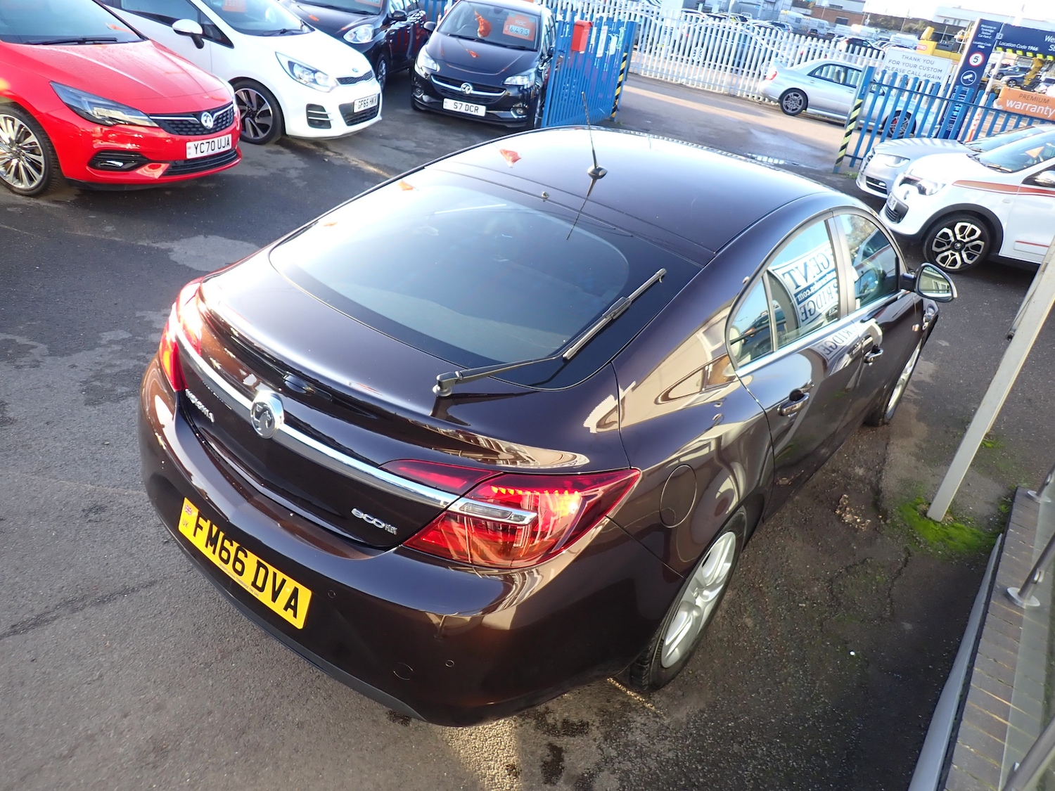 Used Vauxhall Insignia 2017 for sale - 76919105: Photo 8