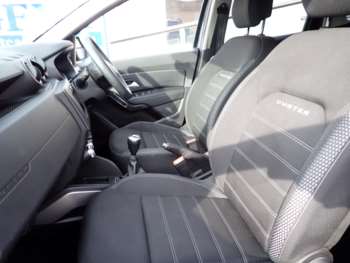 Used Dacia Duster 2019 for sale - 74307450: Photo