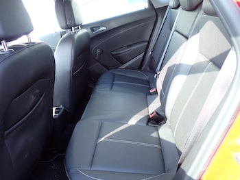 Used Vauxhall Astra 2015 for sale - 75538877: Photo