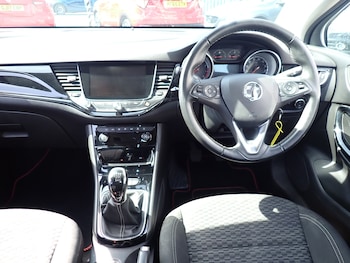 Used Vauxhall Astra 2018 for sale - 79445759: Photo