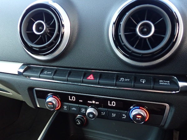 Used Audi A3 2014 for sale - 76273673: Photo 15