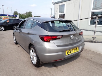 Used Vauxhall Astra 2017 for sale - 75627792: Photo