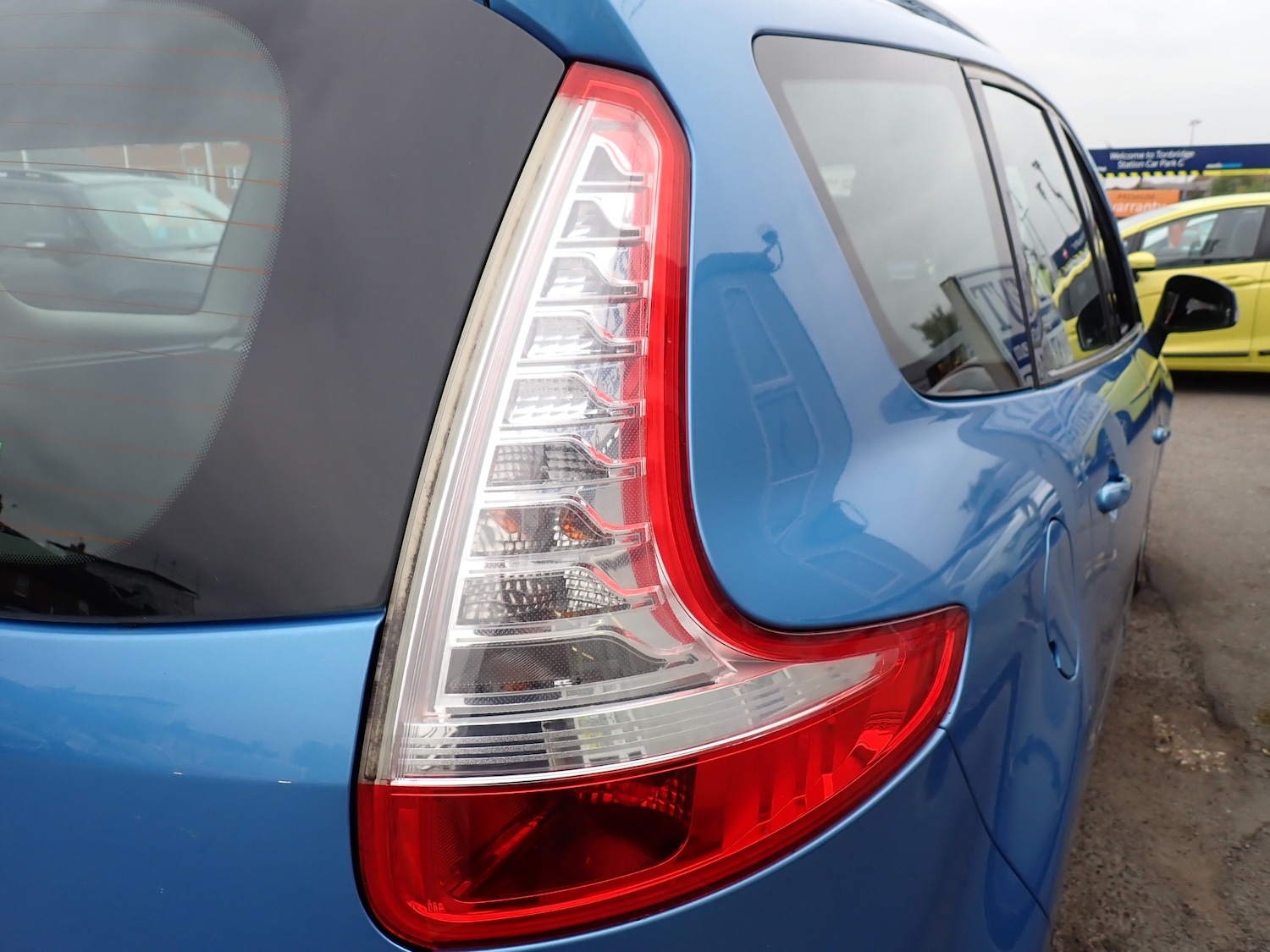 Used Renault Grand Scenic for sale - 76461936: Photo 32