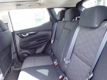 Used Nissan Qashqai 2015 for sale - 75912567: Photo