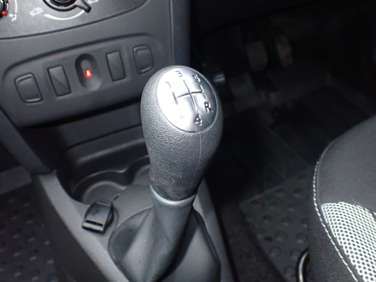 Used Dacia Sandero Stepway 2019 for sale - 77617000: Photo 15