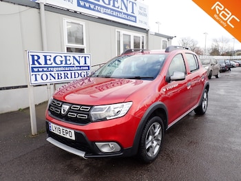 2019 (19) - 0.9 TCe Essential Hatchback 5dr Petrol Manual Euro 6 (s/s) (90 ps)