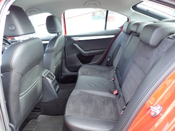 Used Skoda Octavia 2013 for sale - 77904306: Photo