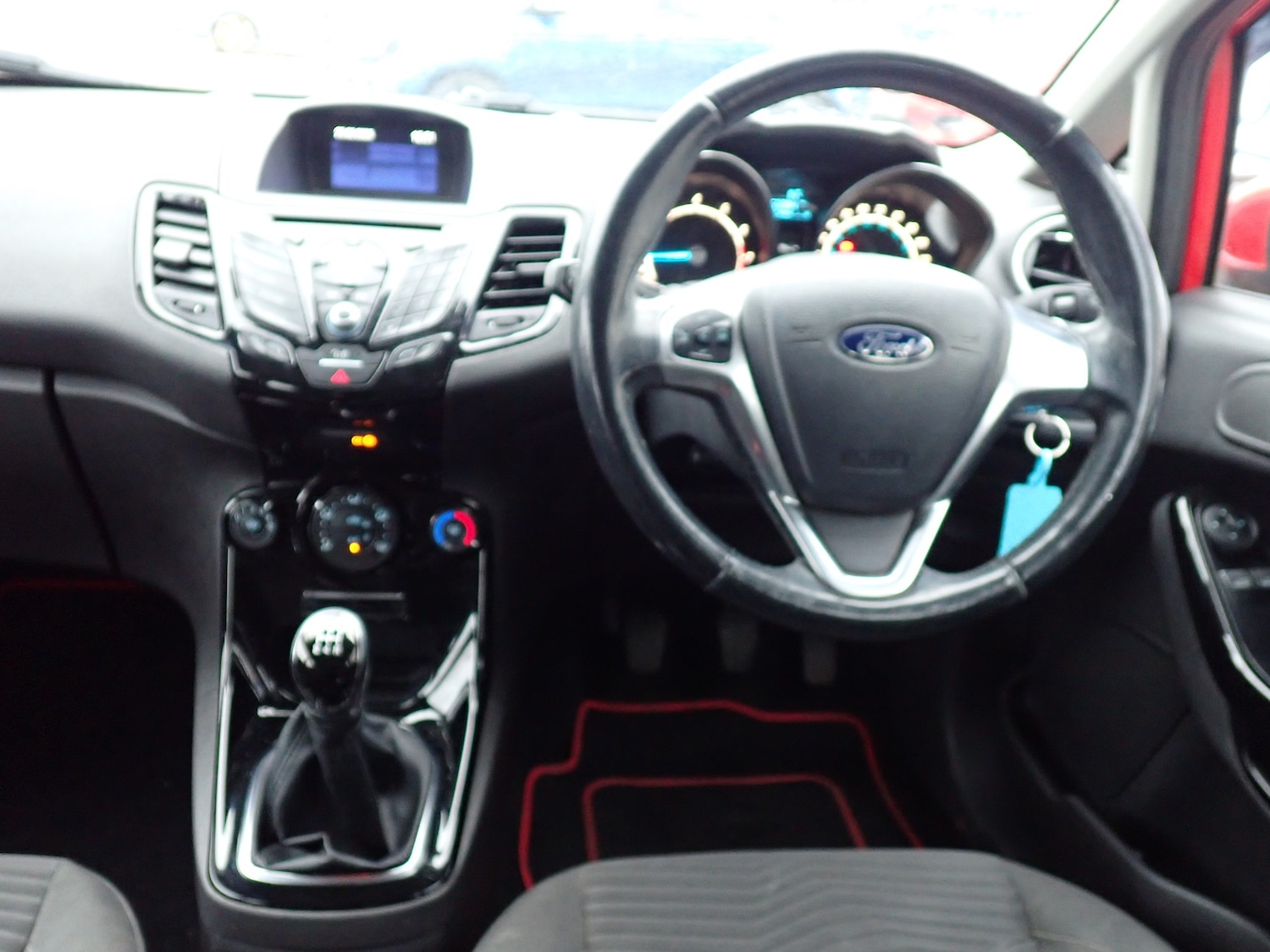 Used Ford Fiesta 2016 for sale - 77570912: Photo 2