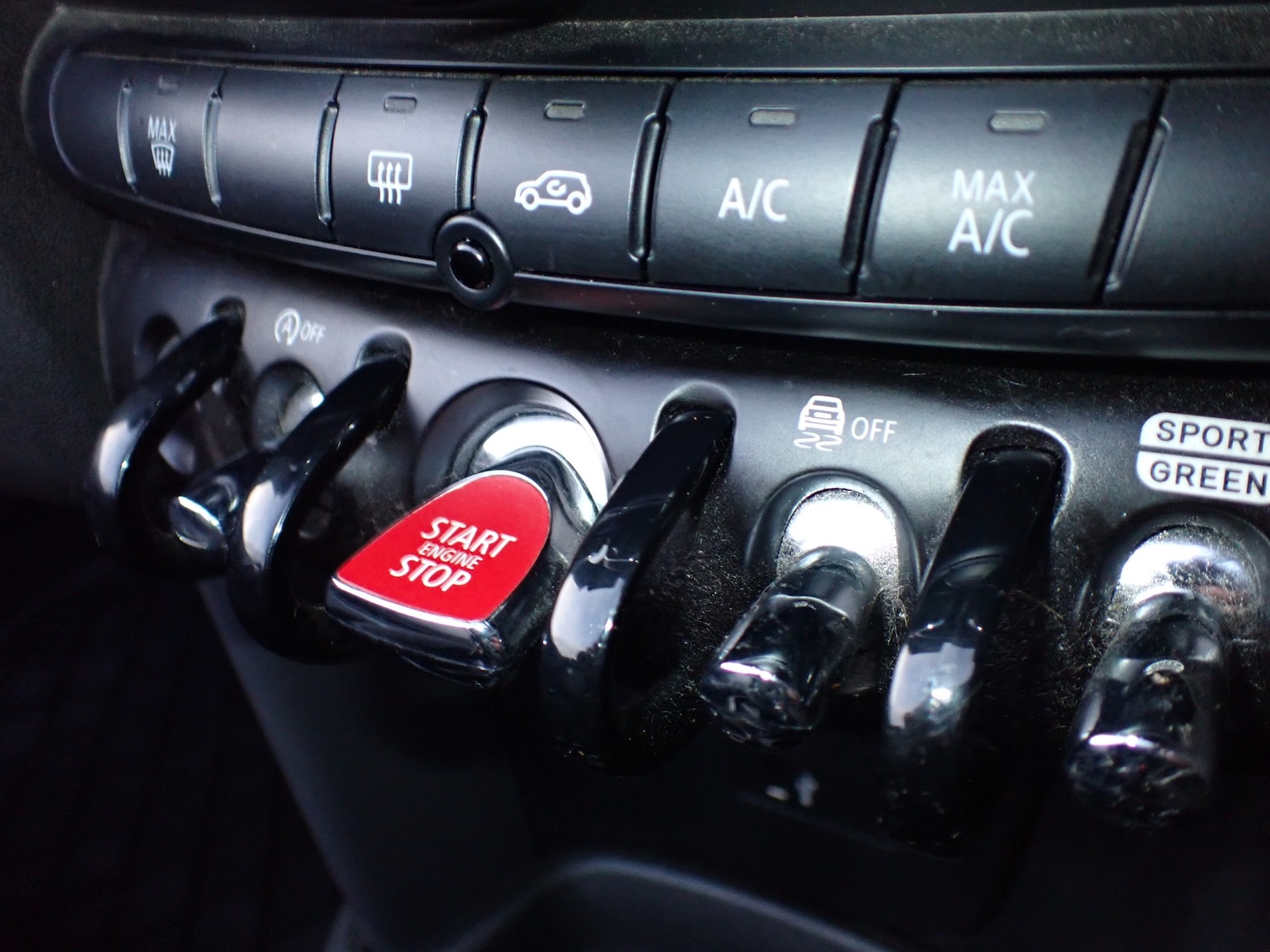 Used MINI Convertible 2018 for sale - 77220881: Photo 18