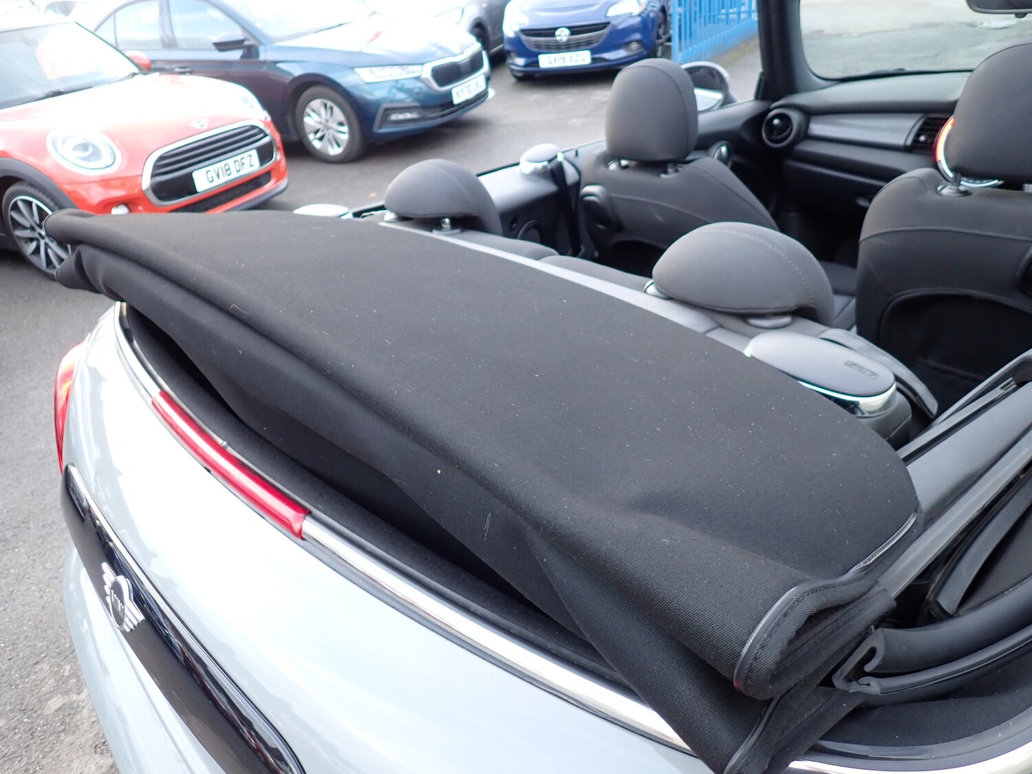 Used MINI Convertible 2018 for sale - 77220881: Photo 25