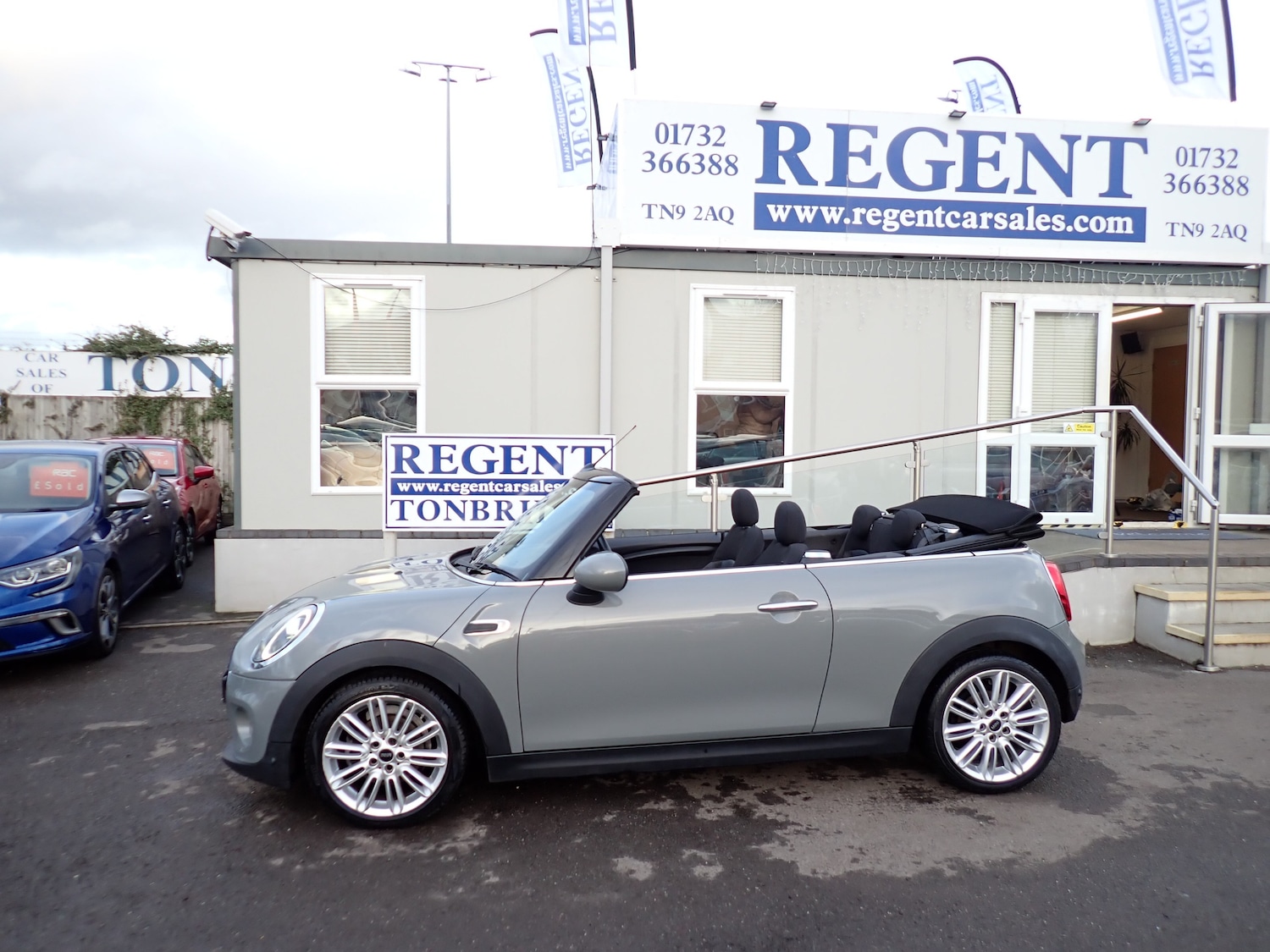 Used MINI Convertible 2018 for sale - 77220881: Photo 5
