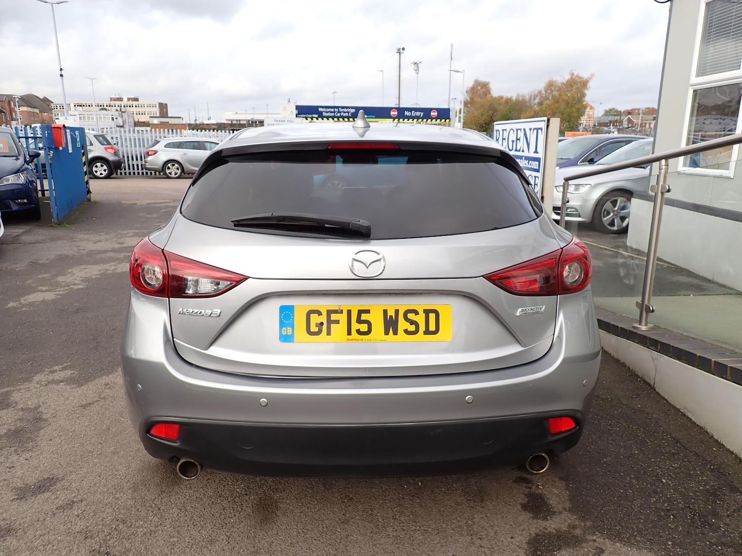 Used Mazda Mazda3 2015 for sale - 76292892: Photo 9