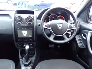 Used Dacia Duster 2017 for sale - 77462949: Photo