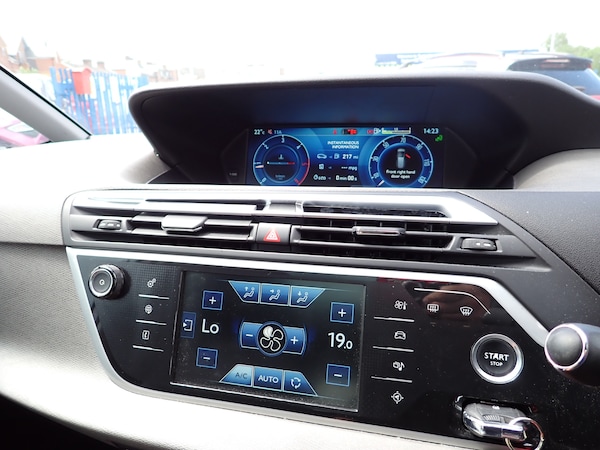Used Citroen C4 Grand Picasso 2016 for sale - 75482885: Photo 15