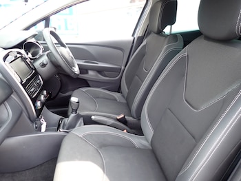 Used Renault Clio 2019 for sale - 79296989: Photo