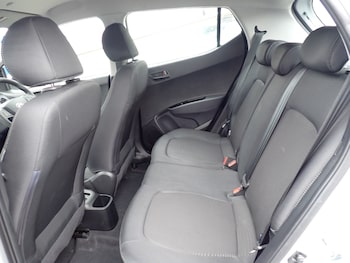 Used Hyundai i10 2017 for sale - 75995601: Photo