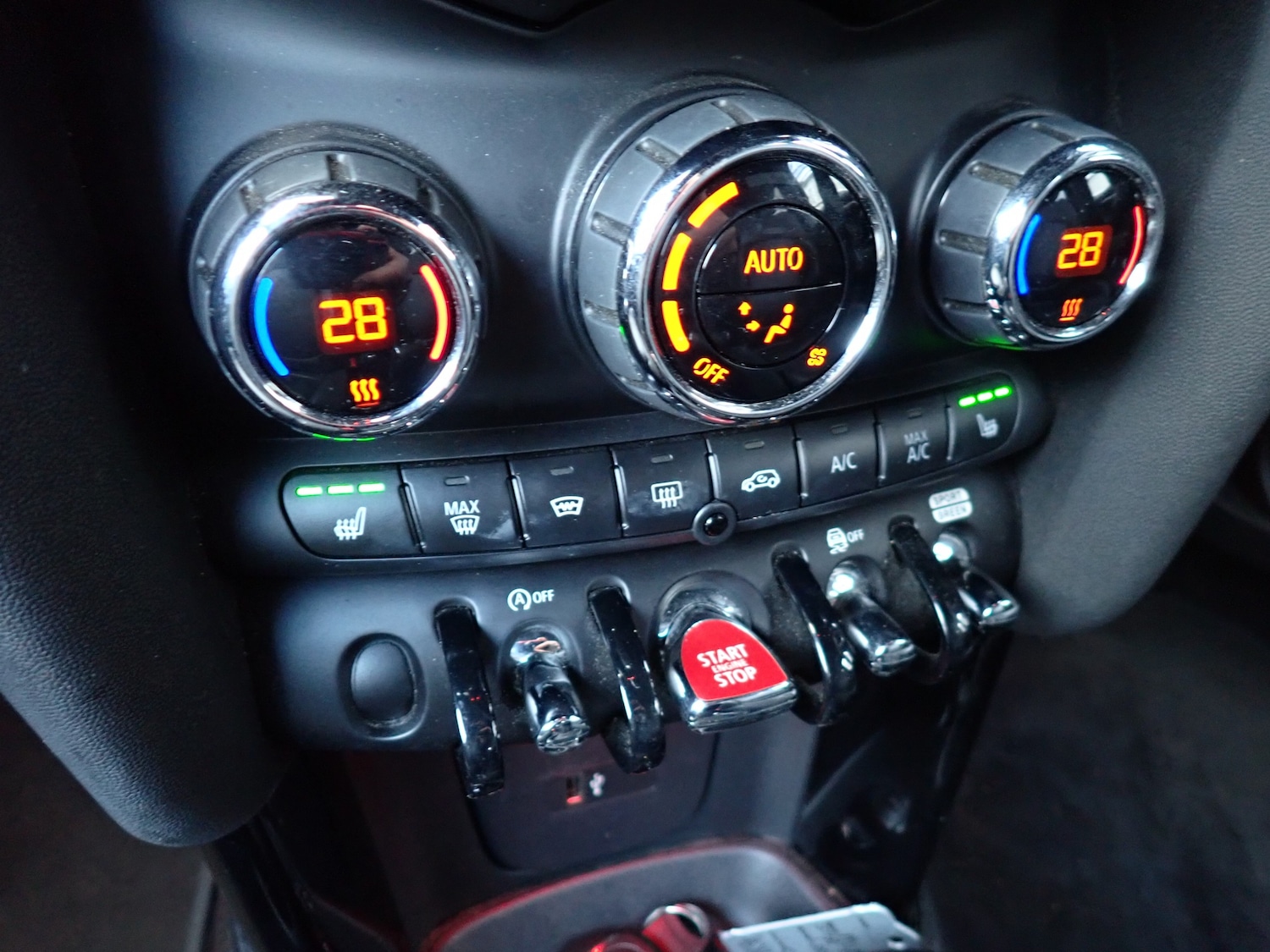 Used MINI Hatch 2018 for sale - 76961884: Photo 19