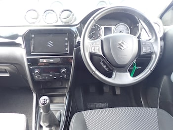 Used Suzuki Vitara 2017 for sale - 78599131: Photo