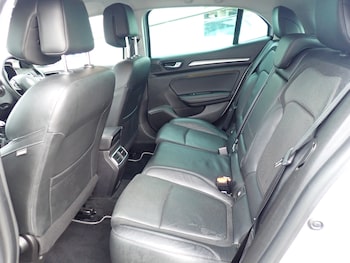 Used Renault Megane 2018 for sale - 76819742: Photo