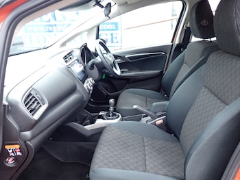 Used Honda Jazz 2016 for sale - 76919106: Photo