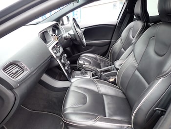 Used Volvo V40 2017 for sale - 78871334: Photo