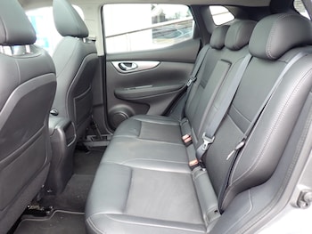 Used Nissan Qashqai 2018 for sale - 77919048: Photo