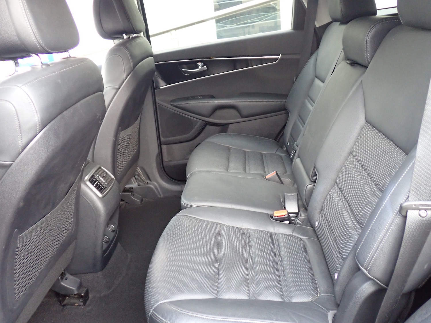 Used Kia Sorento 2015 for sale - 77802552: Photo 4