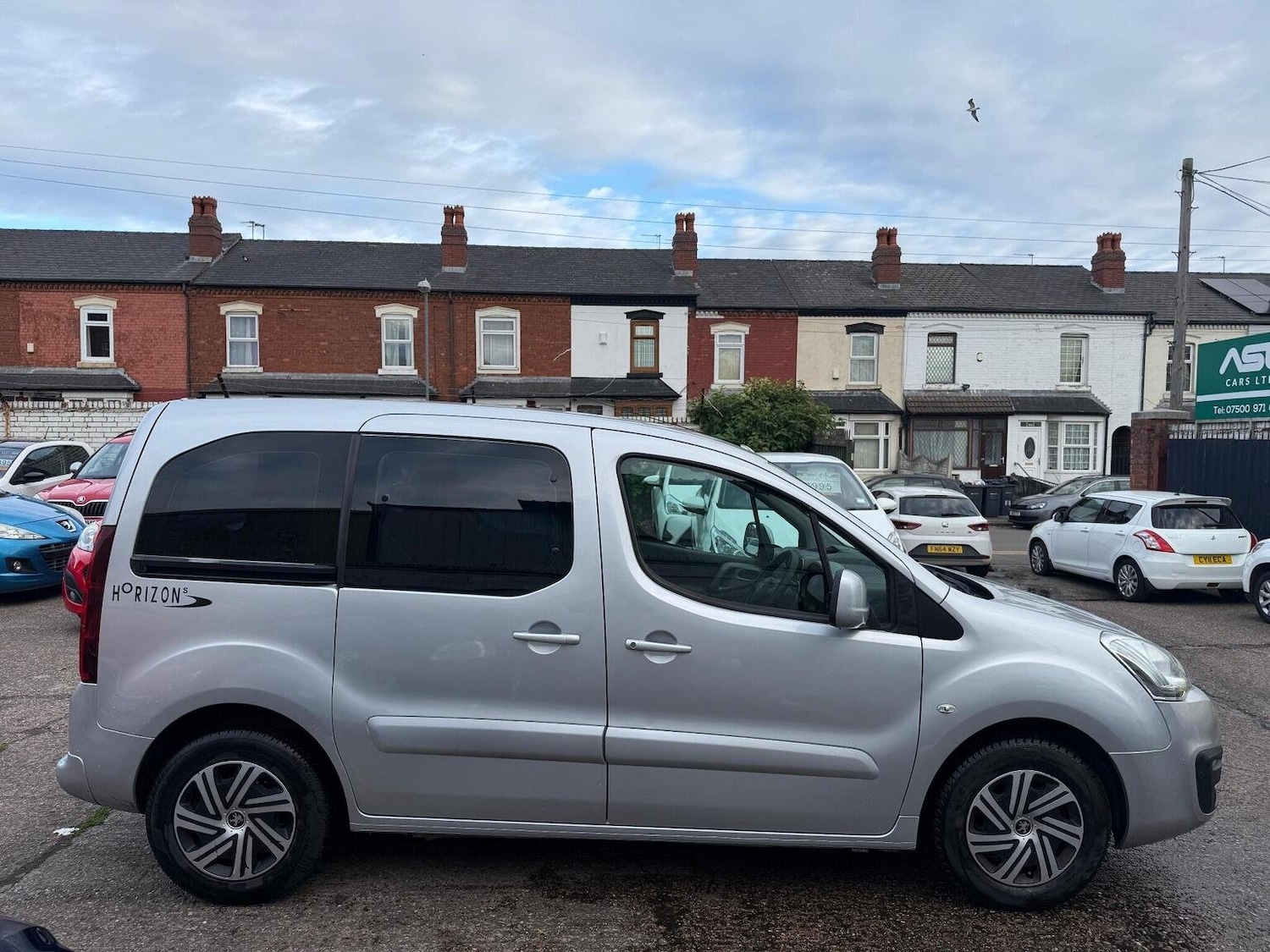 Used Peugeot Partner Tepee 2015 for sale - 76730095: Photo 2