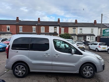 Used Peugeot Partner Tepee 2015 for sale - 76730095: Photo