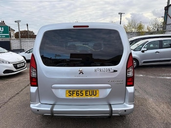 Used Peugeot Partner Tepee 2015 for sale - 76730095: Photo