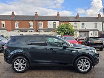 Used Land Rover Discovery Sport 2016 for sale - 79676219: Photo
